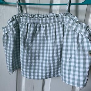 Cutest summer gingham pattern top